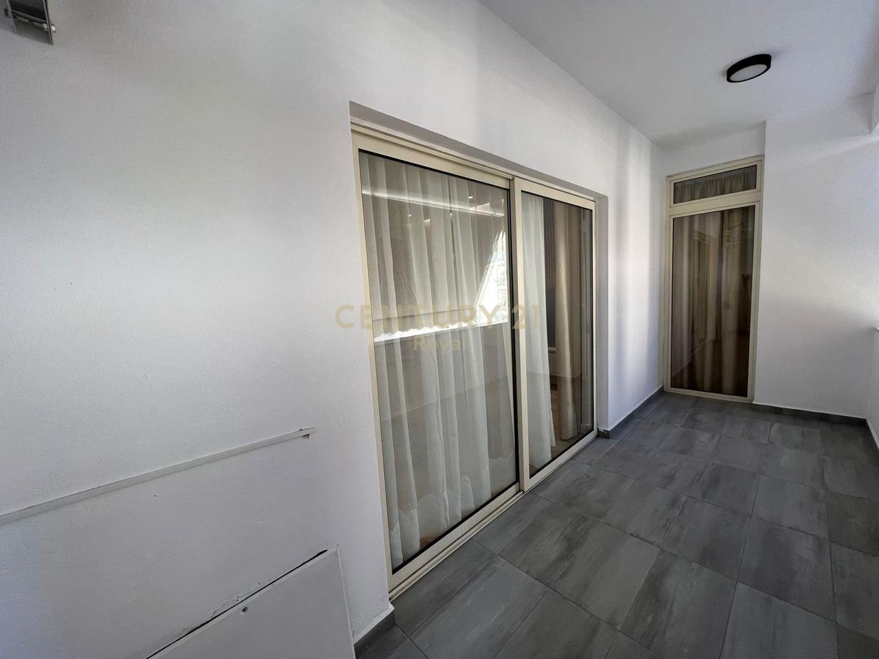 Apartment 2+1+2 for rent in Zogu i Zi, Tirana - 1200€ | 120 m²