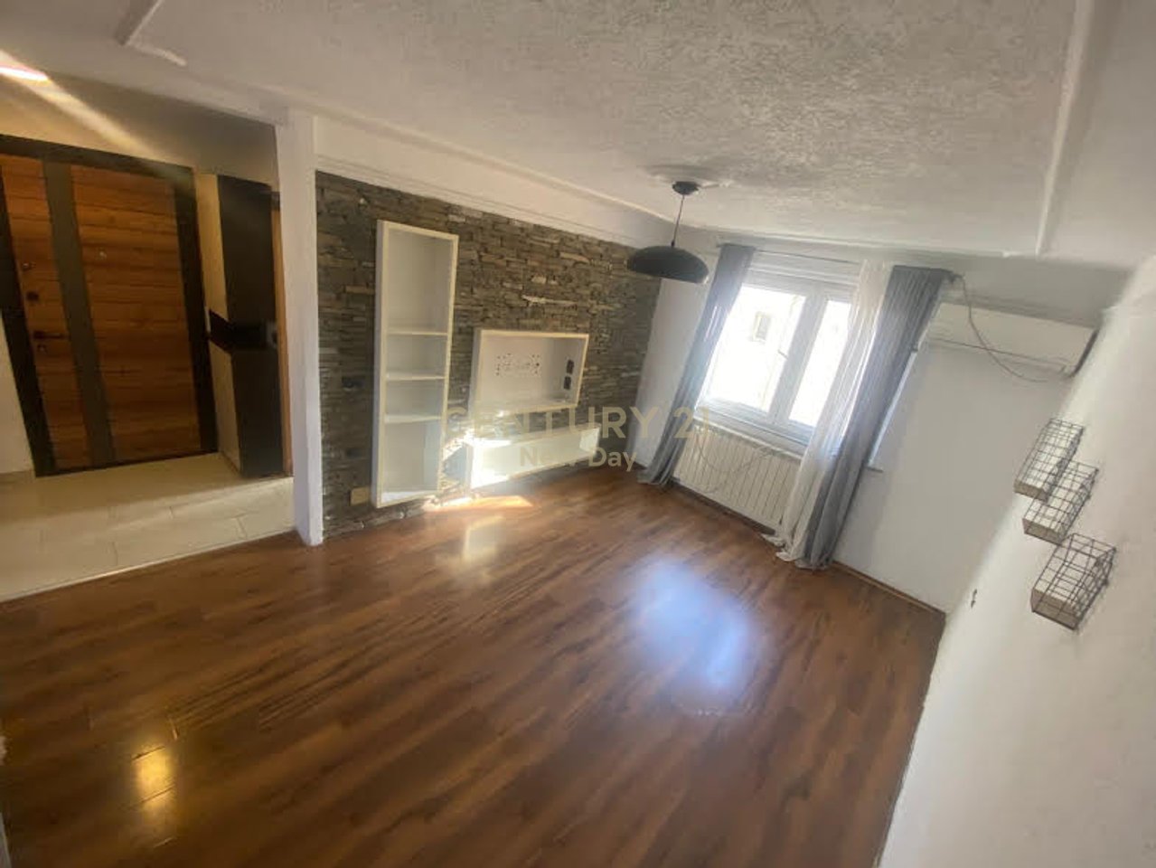 Duplex 2+1+2 in affitto vicino a Zogu Zi.