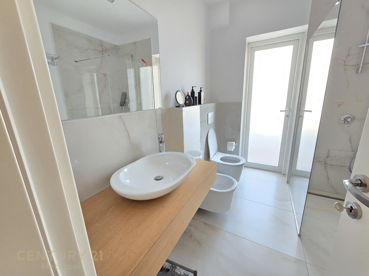 Apartament 1+1 Me Qira tek  Shkolla e Baletit, Tiranë