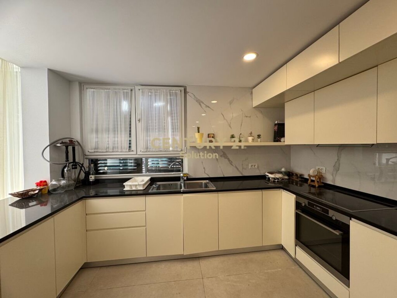 SHITET VILE NE QERRET!