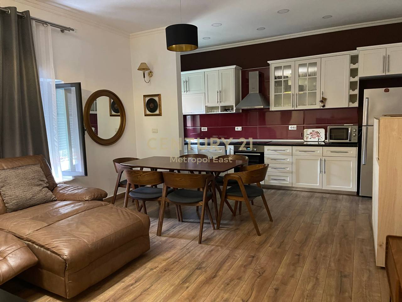 Commercial Villa for Rent on Kavaja Street – Tirana