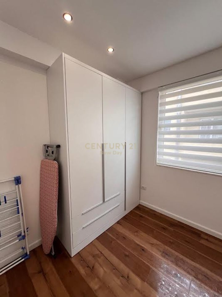 SHITET 2+1 ME PAMJE DETI NE PLAZH