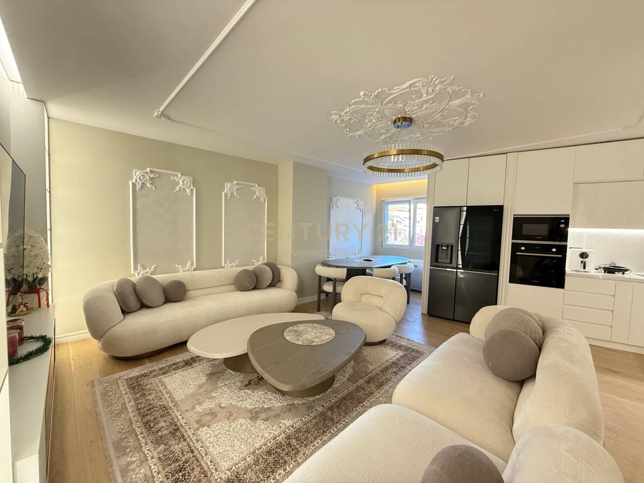 Luxury Apartment 2+1+2 for Sale in the Center