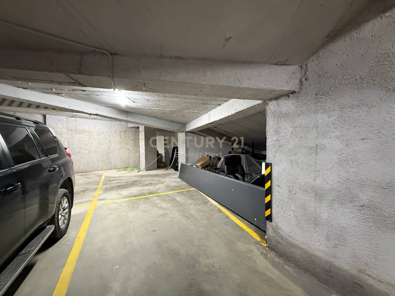 Luxury Apartment 2+1+2 for Sale in the Center