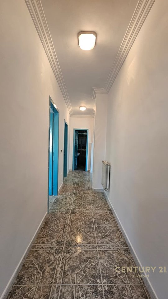 UFFICIO 3+1+2+GARAGE IN AFFITTO A BLLOK (Di fronte Villa 31)