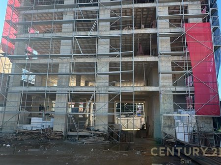 Apartment 2+1+2 for Sale near the Red School!