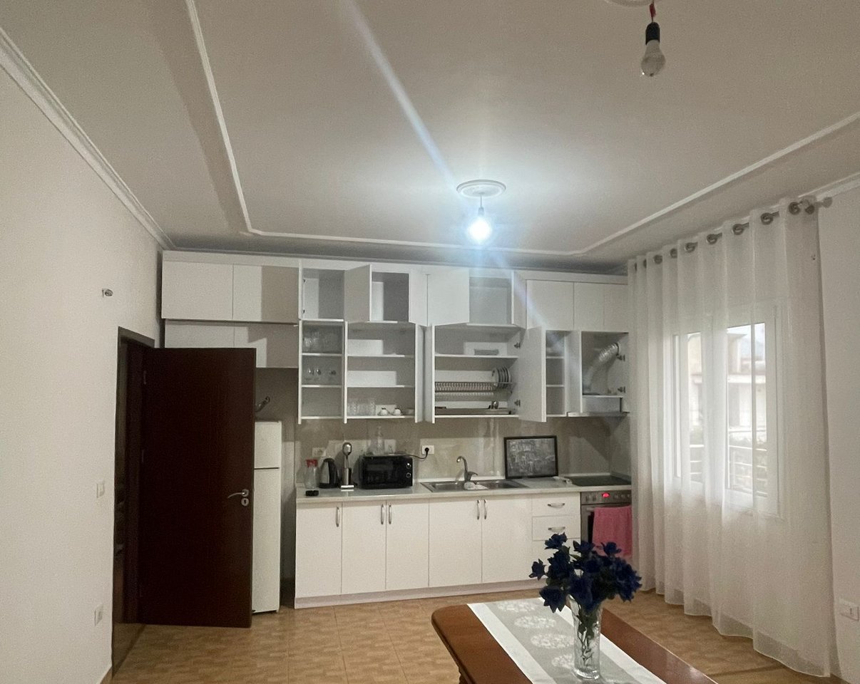 Vilë 3+1 Me Qira në Rruga 5 Maji, Tiranë - 450mije leke  | 115 m²