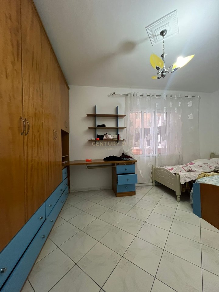 Jepet me qira apartament 2+1+2 në Vlorë, në afërsi të shkollës "Ismail Qemali"