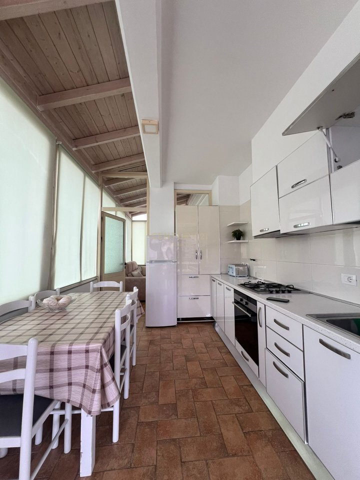 SHITET PENTHOUSE  2+1+2 – "RRUGA E CIPAJVE" VLORE!