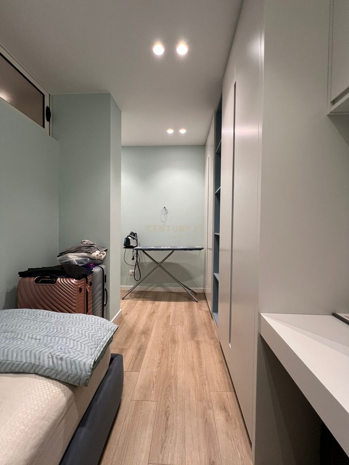 Apartament Luksoz Gati për Banim vetëm pak hapa nga Vlora Marina & Lungomare