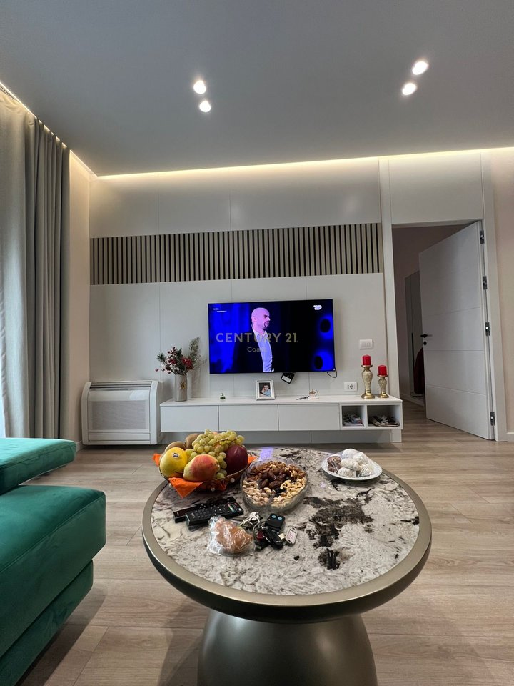 Apartament Luksoz Gati për Banim vetëm pak hapa nga Vlora Marina & Lungomare