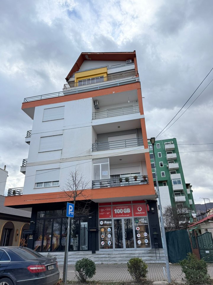 POGRADEC, APPARTAMENTO ELEGANTE DI 95,28 M² IN VENDITA CON VISTA PANORAMICA SUL LAGO!!