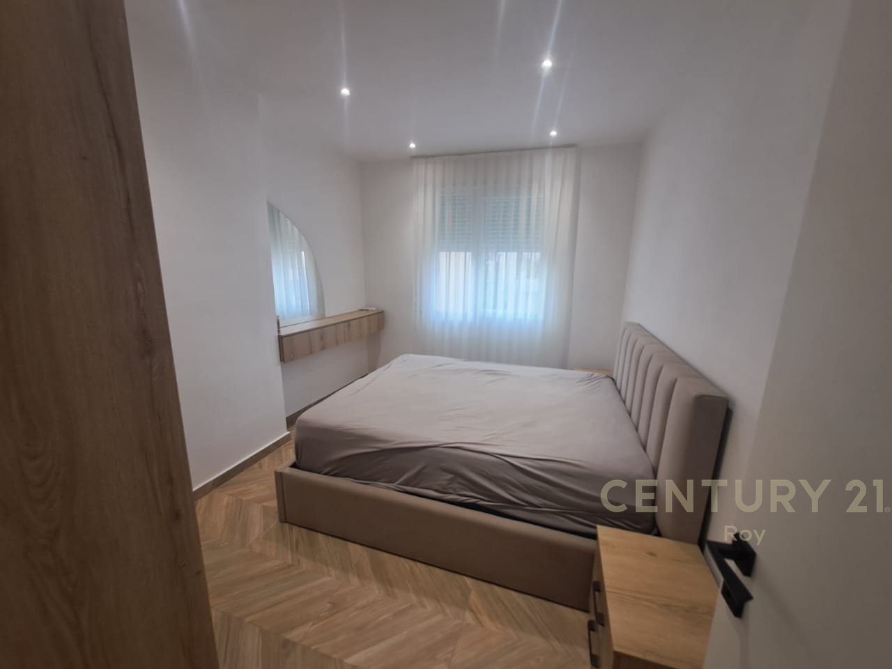 Apartament 1+1 Me Qira në Golem te  Durrësit - 350€