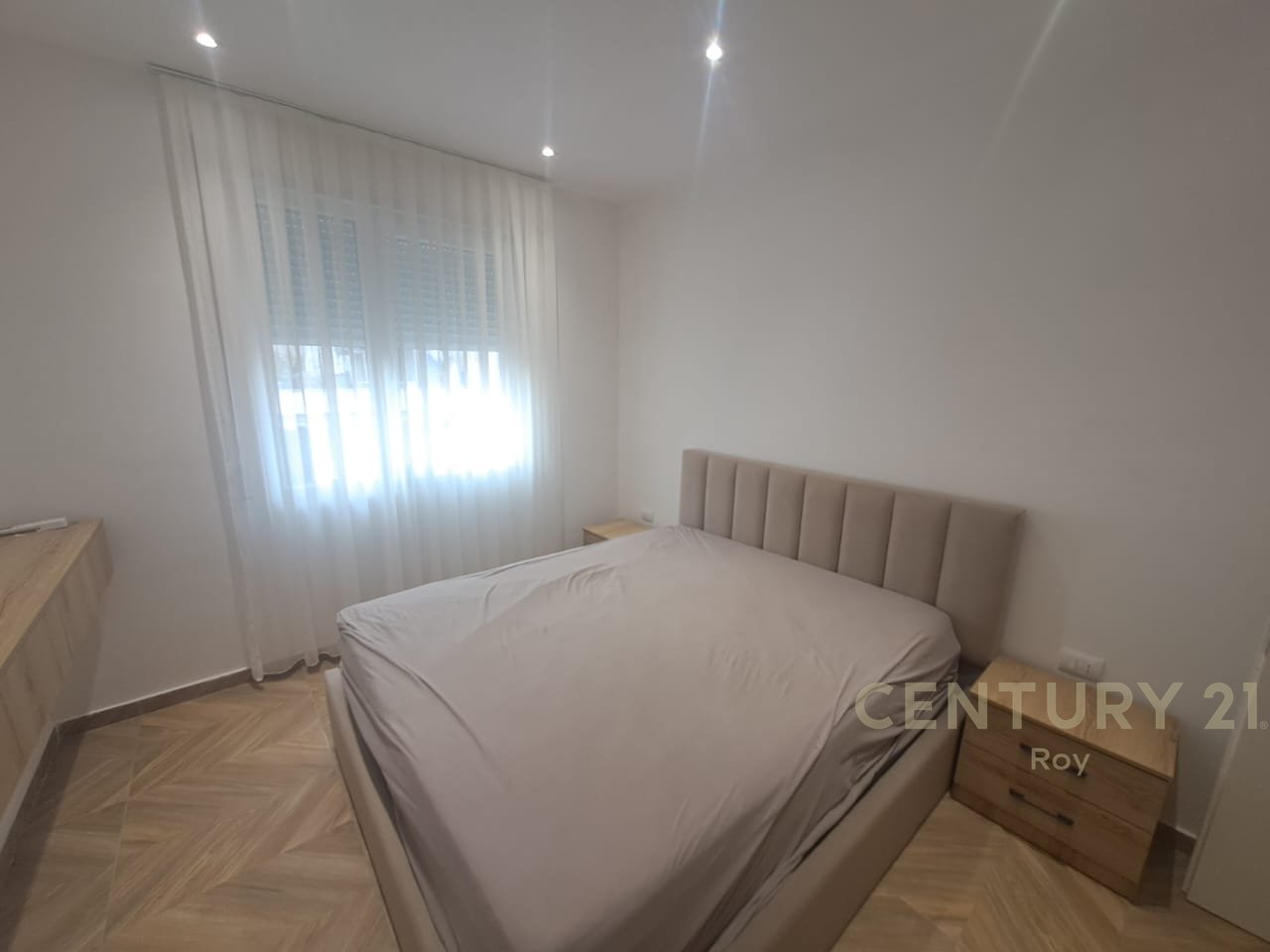 Apartament 1+1 Me Qira në Golem te  Durrësit - 350€
