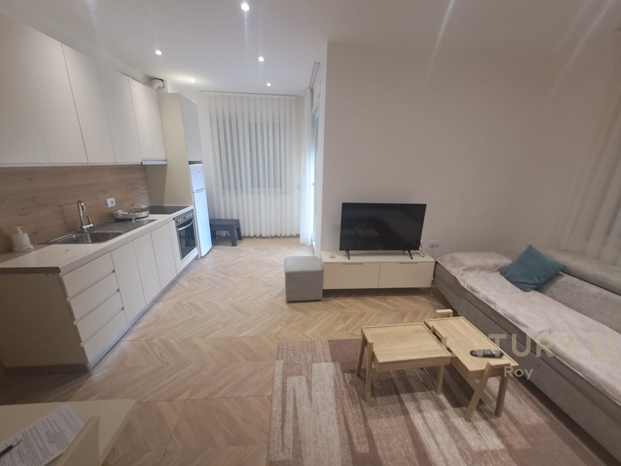 Apartament 1+1 Me Qira në Golem te  Durrësit - 350€