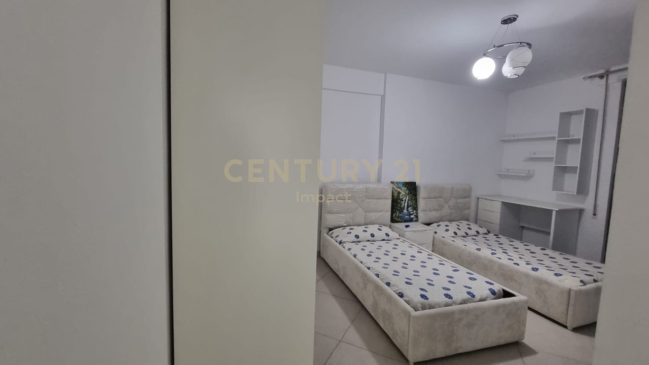 APARTAMENT 2+1+2 ME POST PARKIMI ,ME QIRA NË Fiori Di BOSCO!