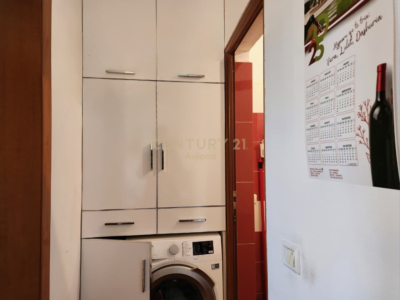 APARTMENT 1+1 FOR SALE NEAR LUNGOMARE 1