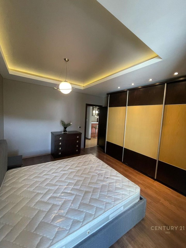 3+1 APARTMENT FOR RENT AT THE BOTANICAL GARDEN!