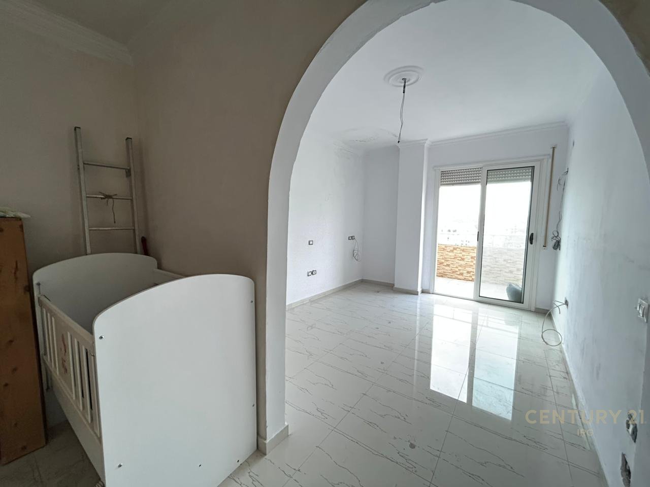 APARTMENT 2+1+2 IN VLORA.