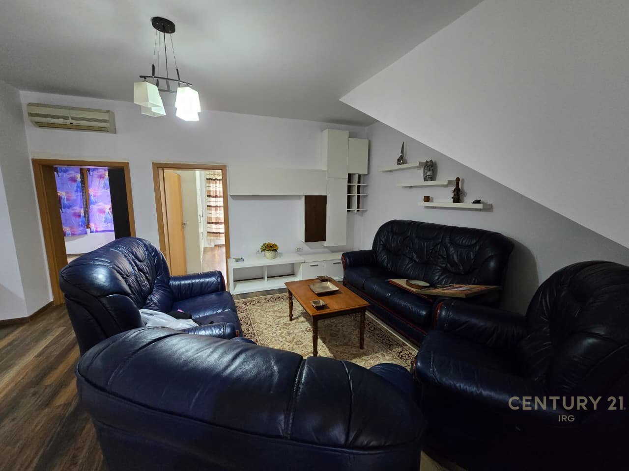 APARTAMENT 2+1 ME OBORR NE ALI DEM!