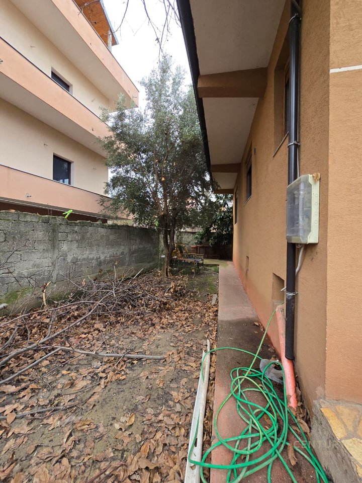 APARTAMENT 2+1 ME OBORR NE ALI DEM!