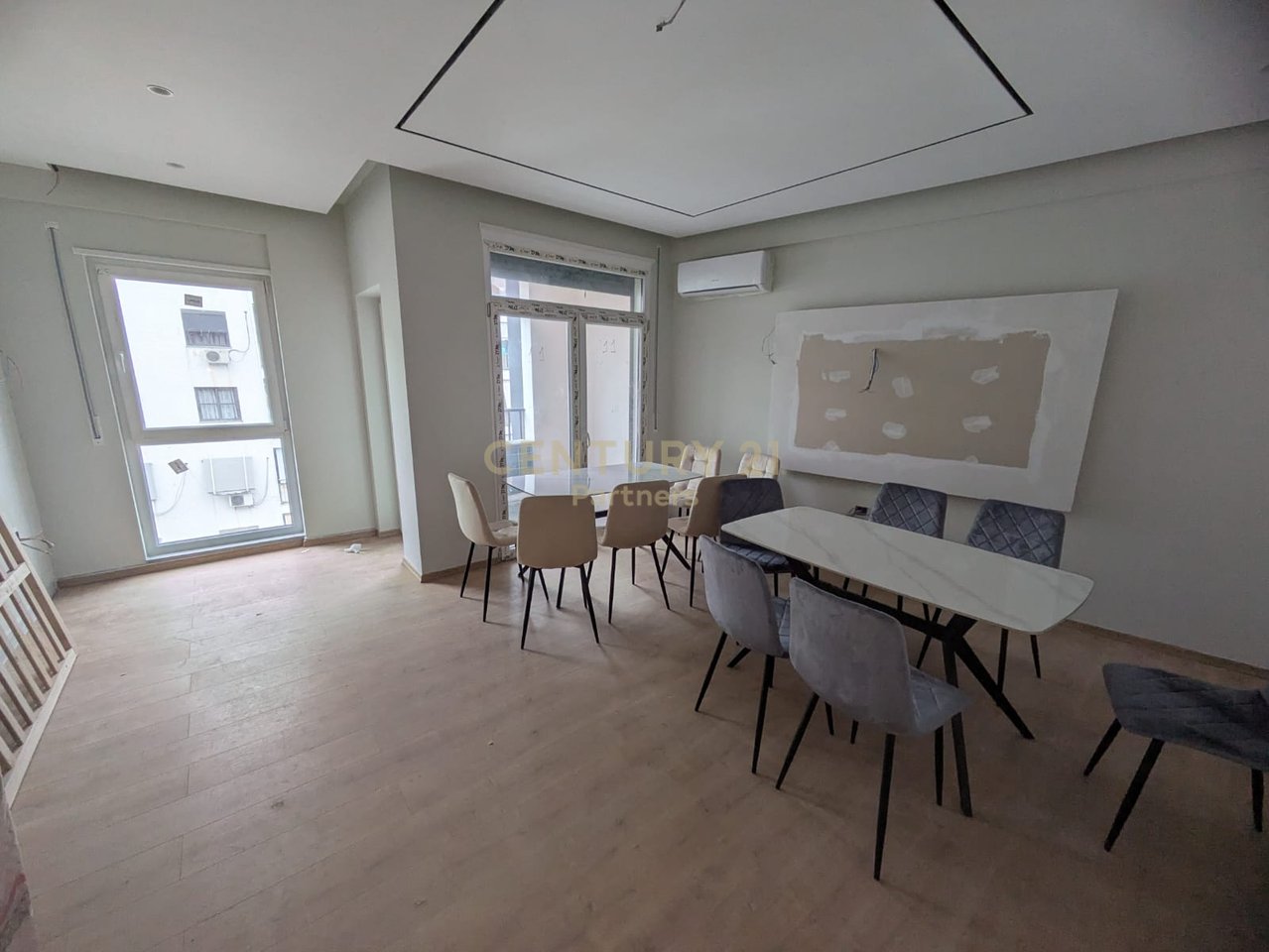 APARTMENT 2+1+2 FOR SALE ON 5 MAJI STREET NEAR CONCORD CENTER