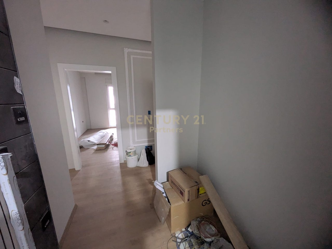 APARTMENT 2+1+2 FOR SALE ON 5 MAJI STREET NEAR CONCORD CENTER