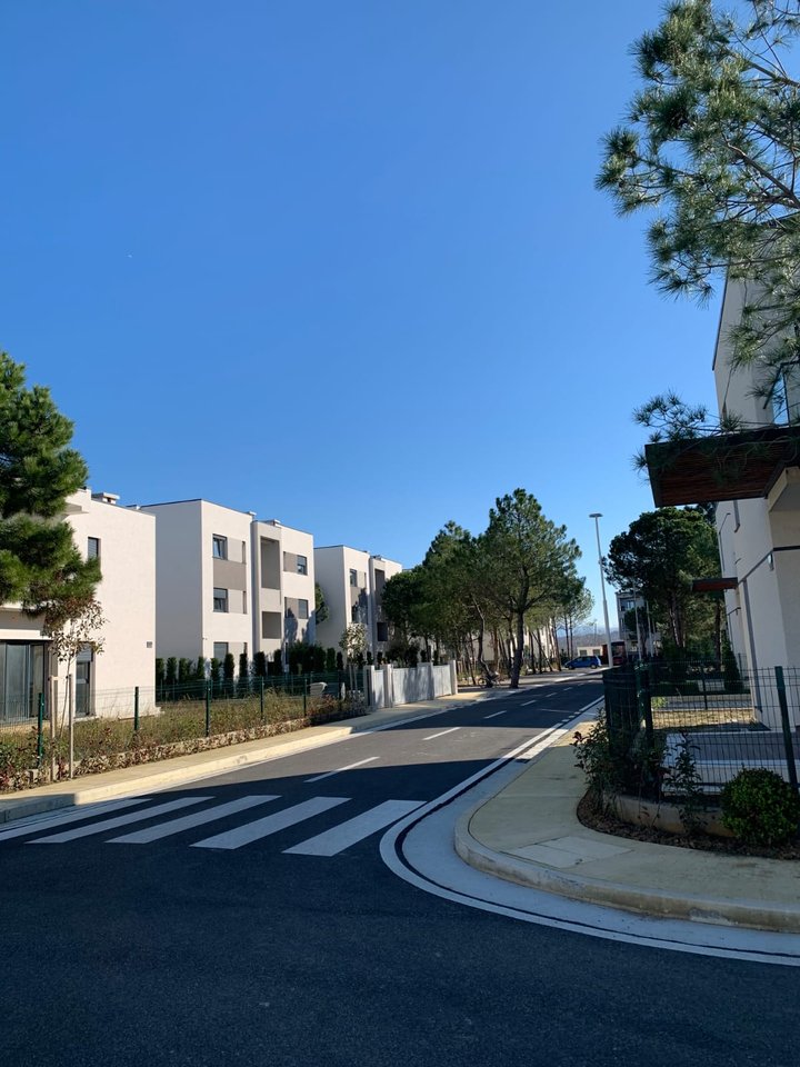 VALAMAR, 2+1+2 ANNUAL PARKING SPACES FOR RENT!