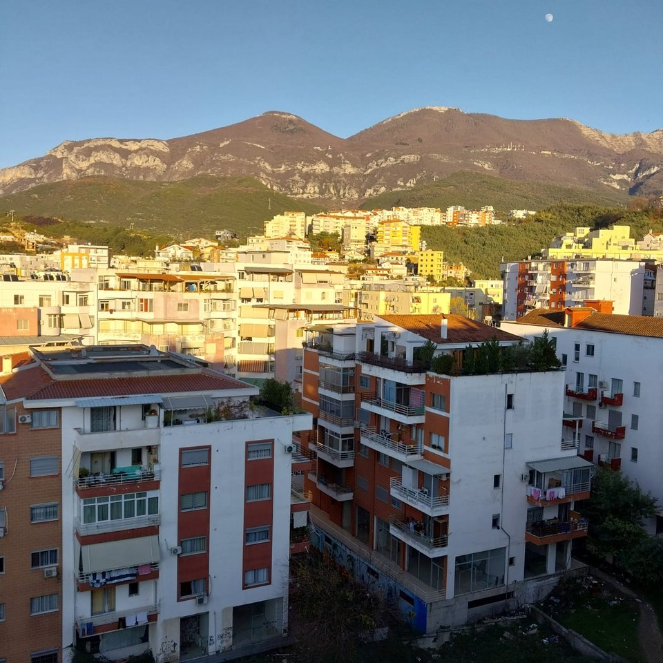 2+1 Apartment for Rent in Fresku, Tirana - 400 thousand lek | 102 m²