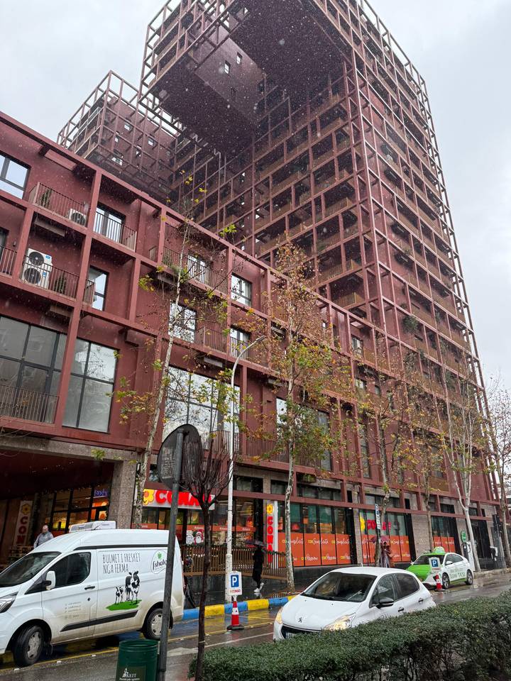 Edificio Giardino, spazio ufficio Japim in affitto!