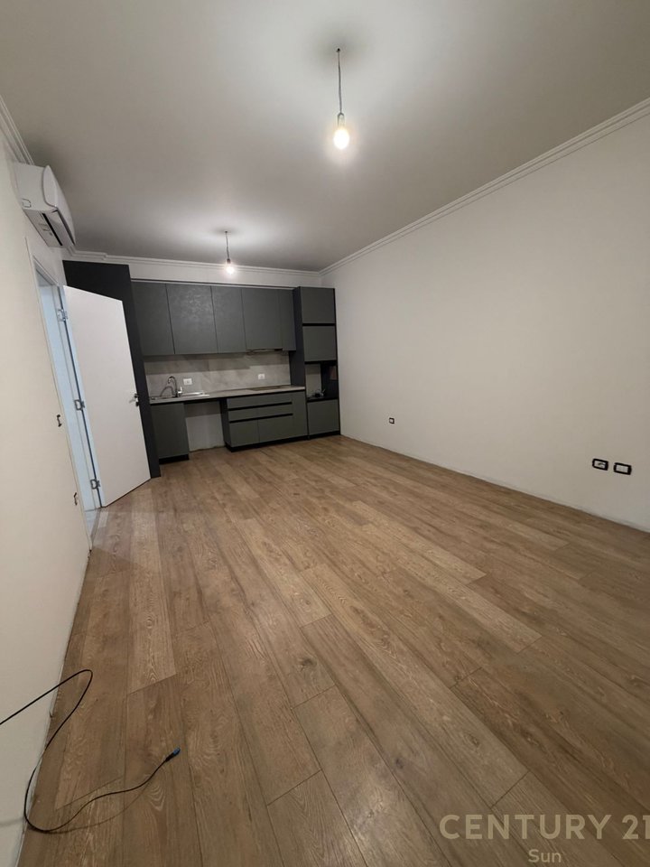 OFFICE SPACE FOR RENT IN THE MUNICIPALITY OF PARIS!