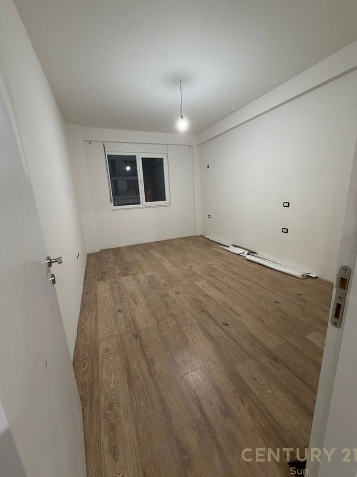 OFFICE SPACE FOR RENT IN THE MUNICIPALITY OF PARIS!