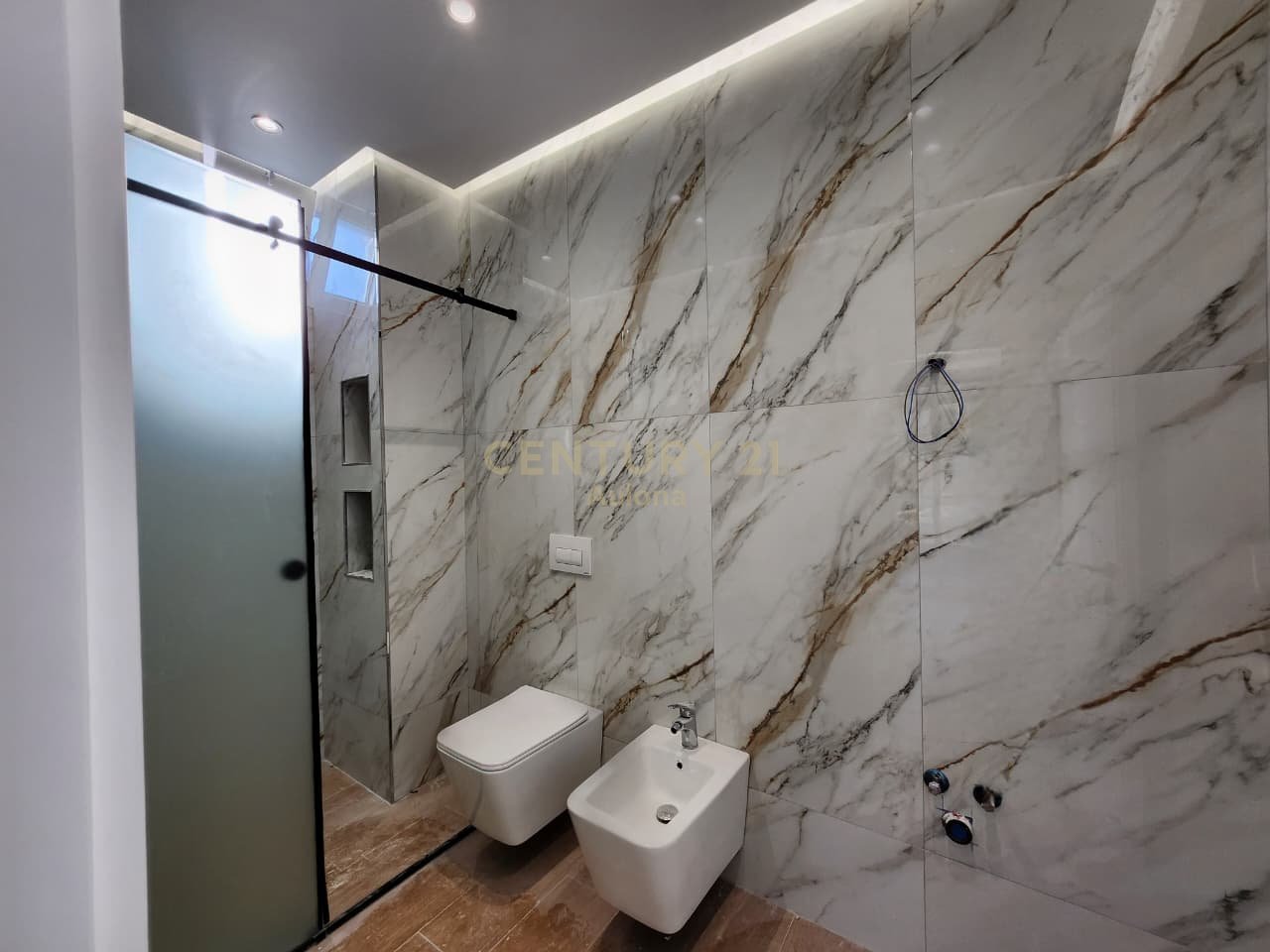 PENTHOUSE FOR SALE NEAR ''LUNGOMARE 1''