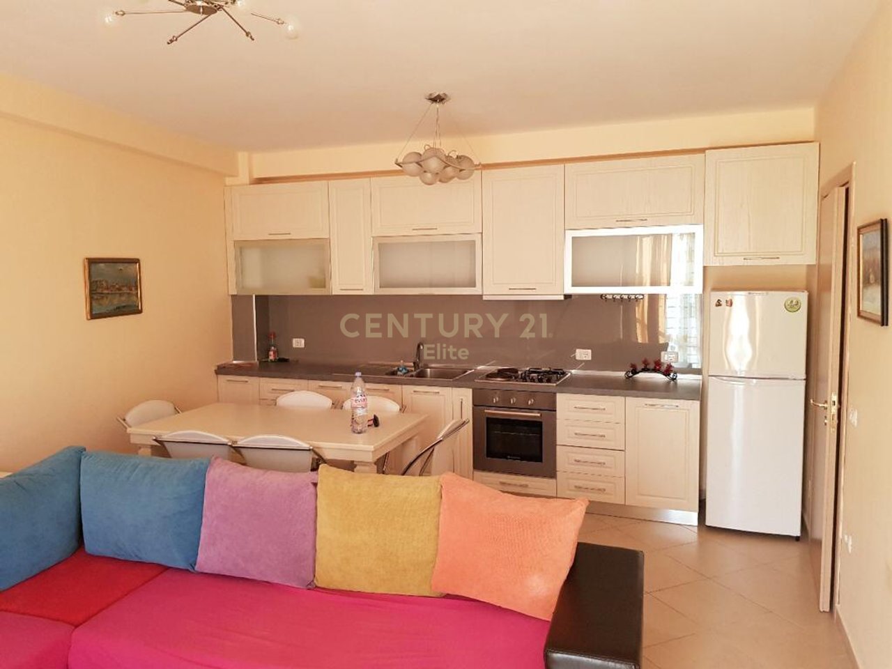 Qira, Apartment 2+1+2, Barrikadave Street