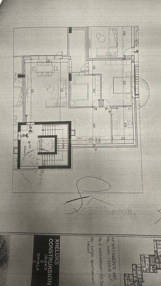 Vendesi appartamento 2+1+2 e due posti auto - Residenza Xheluks!