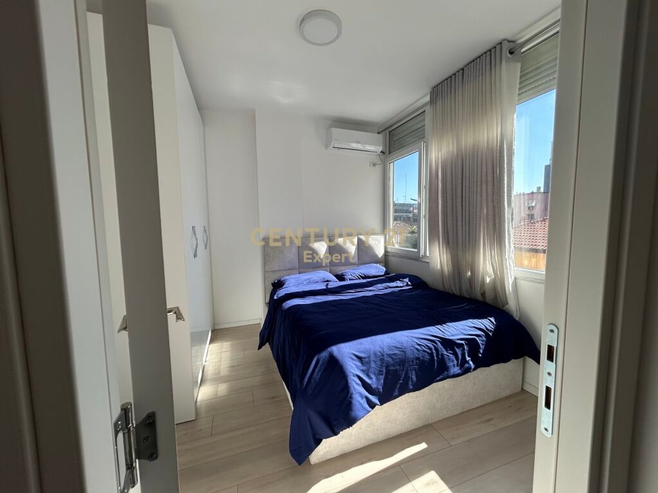 2+1 apartment for rent, Pazari i Ri
