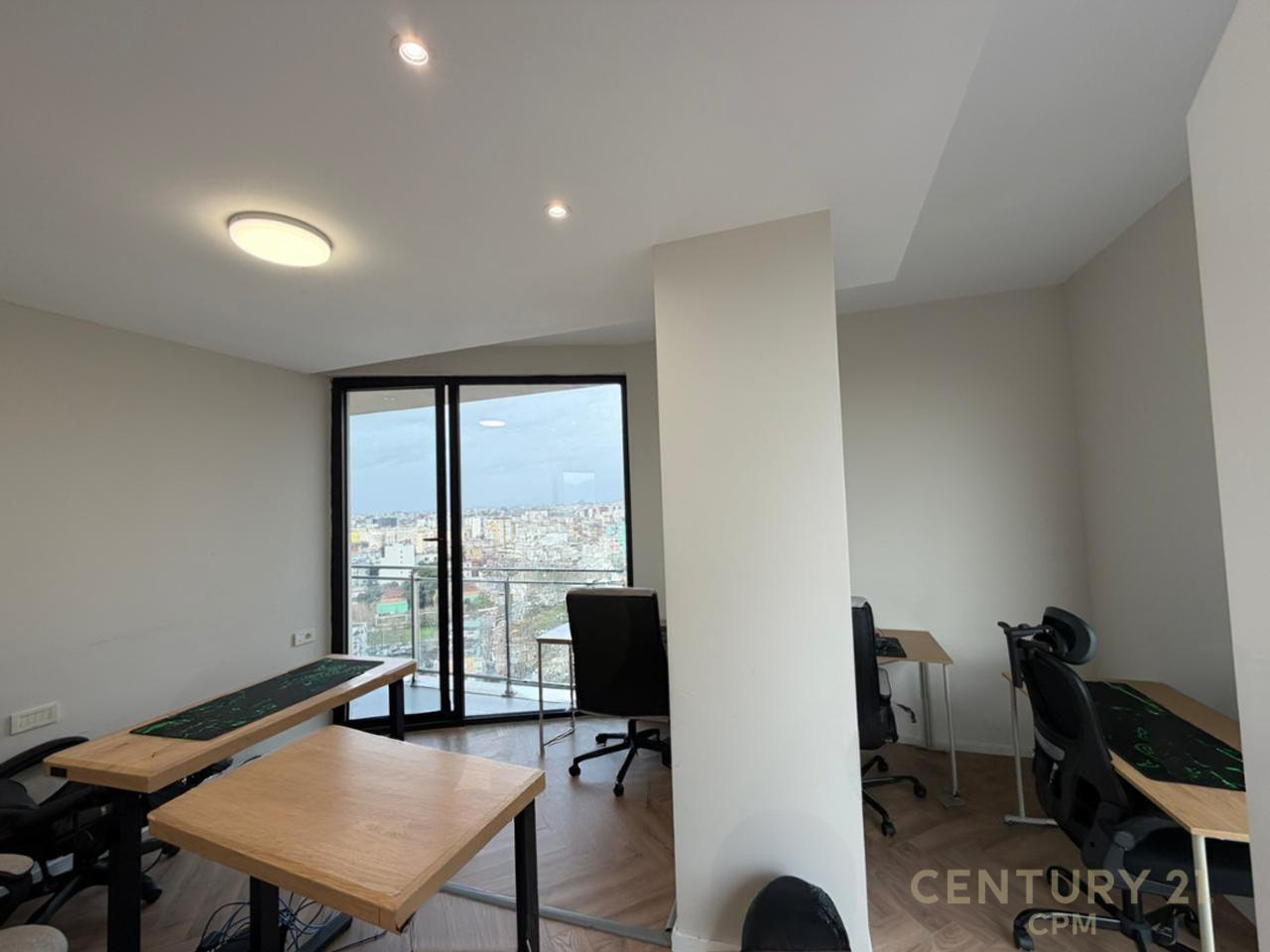 APARTAMENT 2+1+2 PER ZYRA ME QIRA TEK GOLDEN TOWER RESIDENCE !