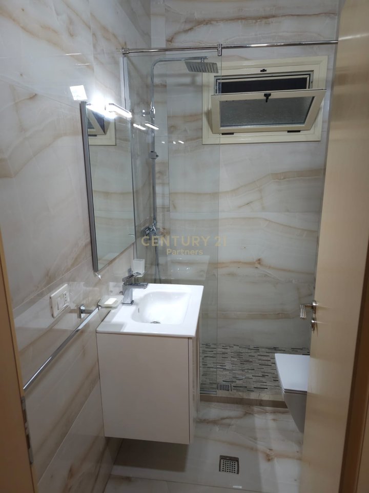 Apartment 2+1+2 For Sale in Lungomare, Vlorë - €239,000.00 | 120 m²