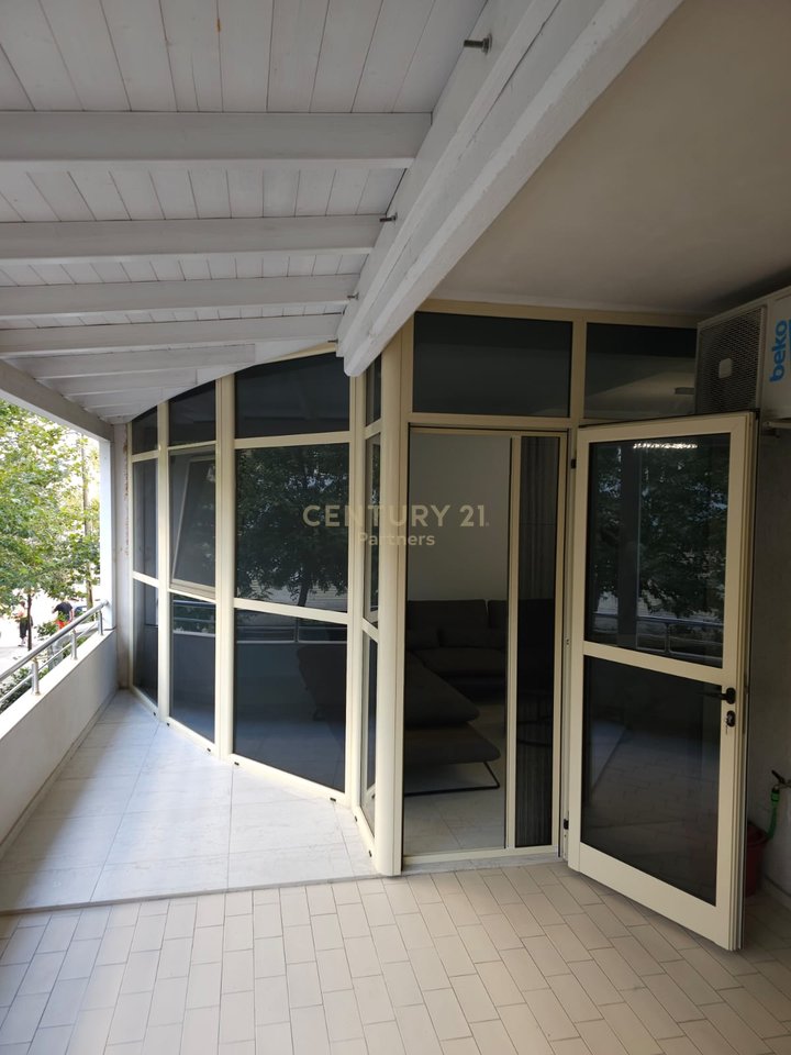 Apartment 2+1+2 For Sale in Lungomare, Vlorë - €239,000.00 | 120 m²