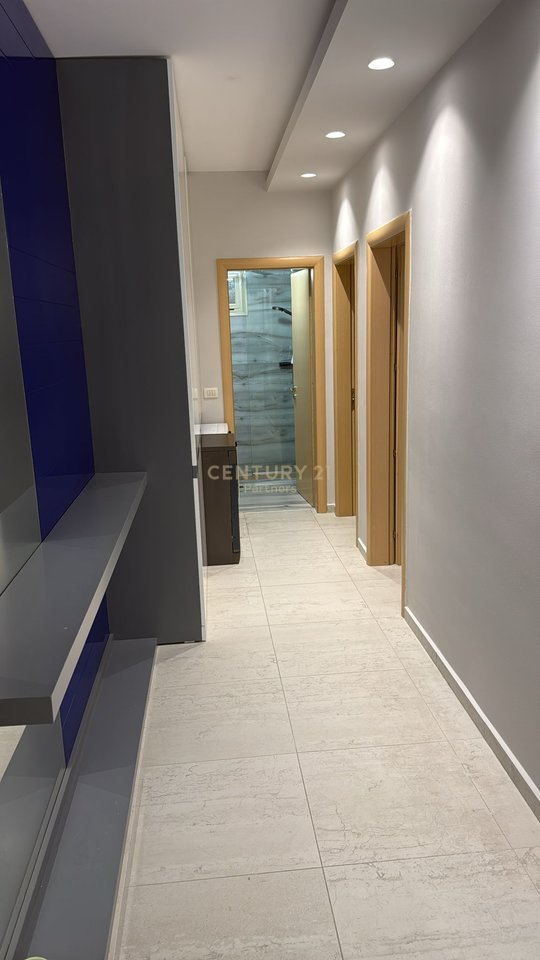 Apartment 2+1+2 For Sale in Lungomare, Vlorë - €239,000.00 | 120 m²