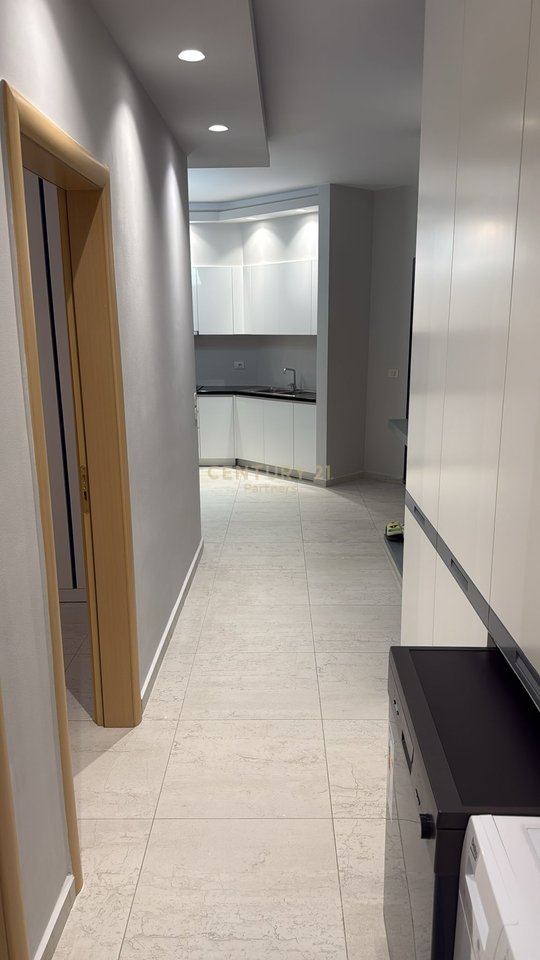 Apartment 2+1+2 For Sale in Lungomare, Vlorë - €239,000.00 | 120 m²