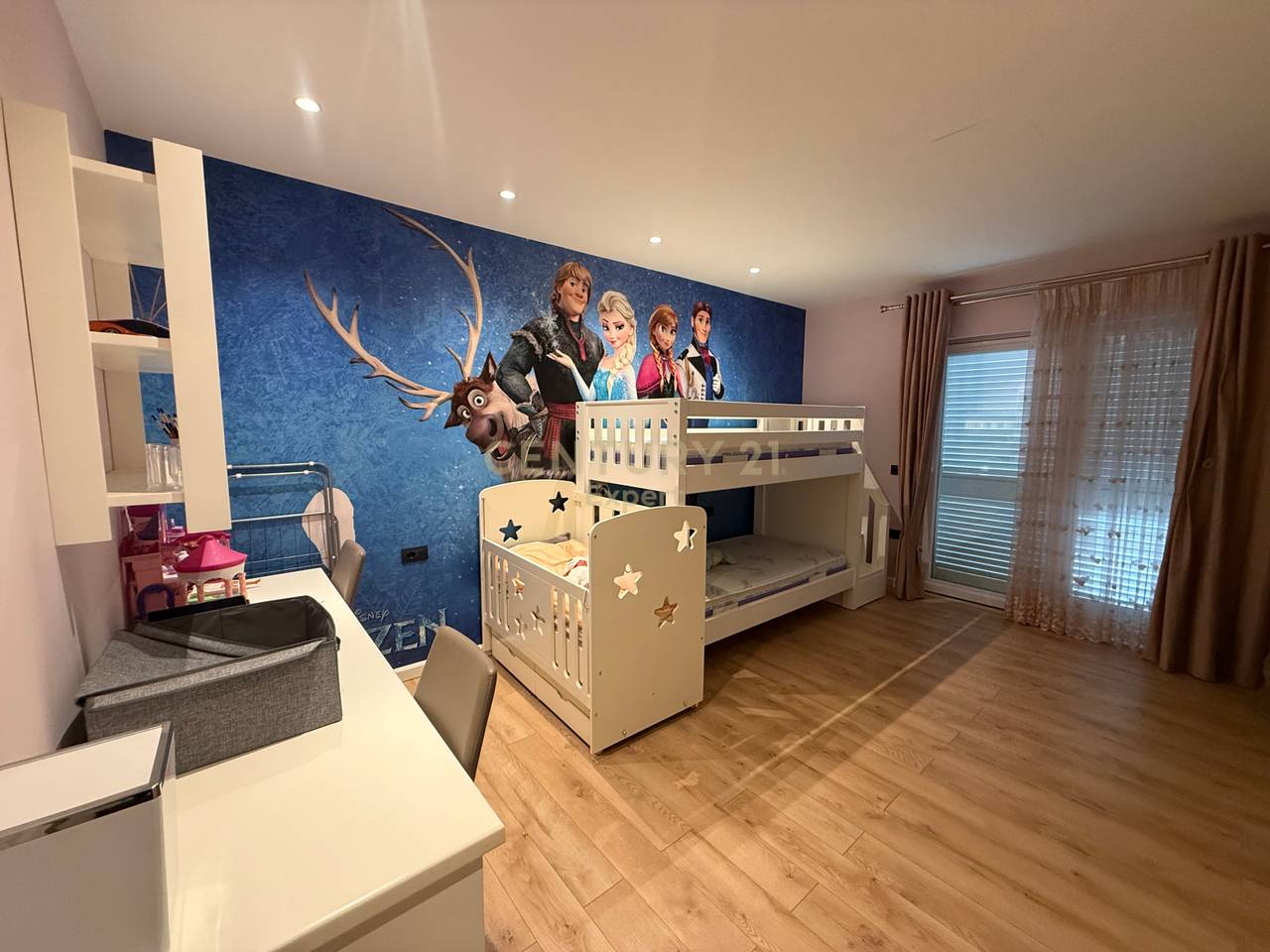 Qera, Apartament 3+1+2+2 Poste Parkimi ne Fresk!