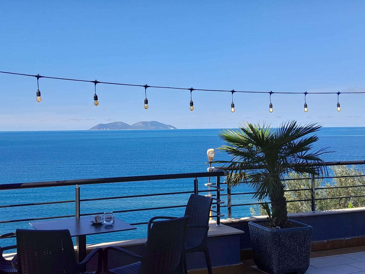 1+1 APARTMENT FOR RENT, AT THE CASTLE!