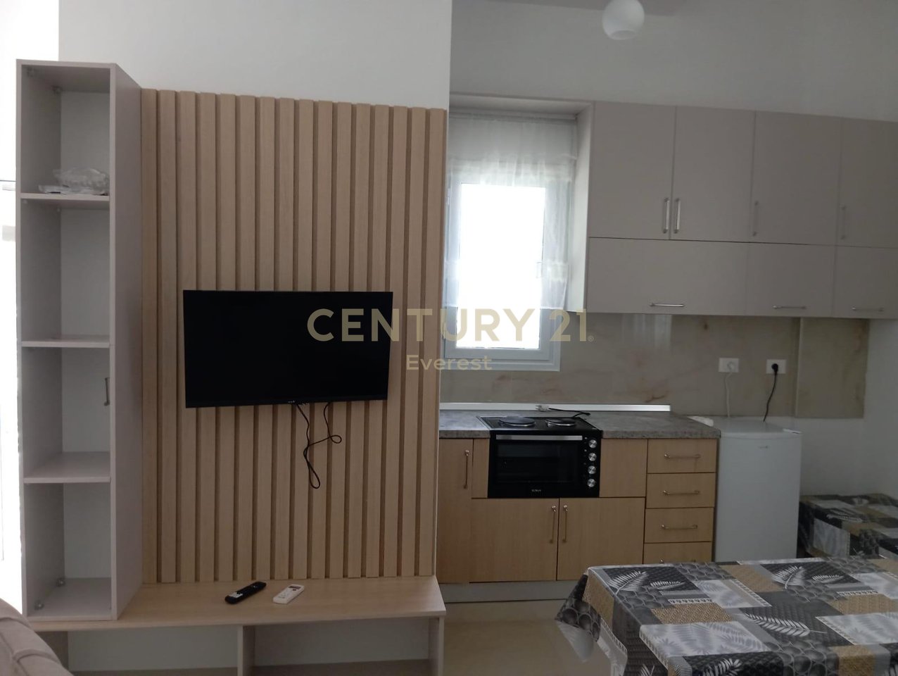 Kavaja Exchange, 1+1 Apartment for Rent