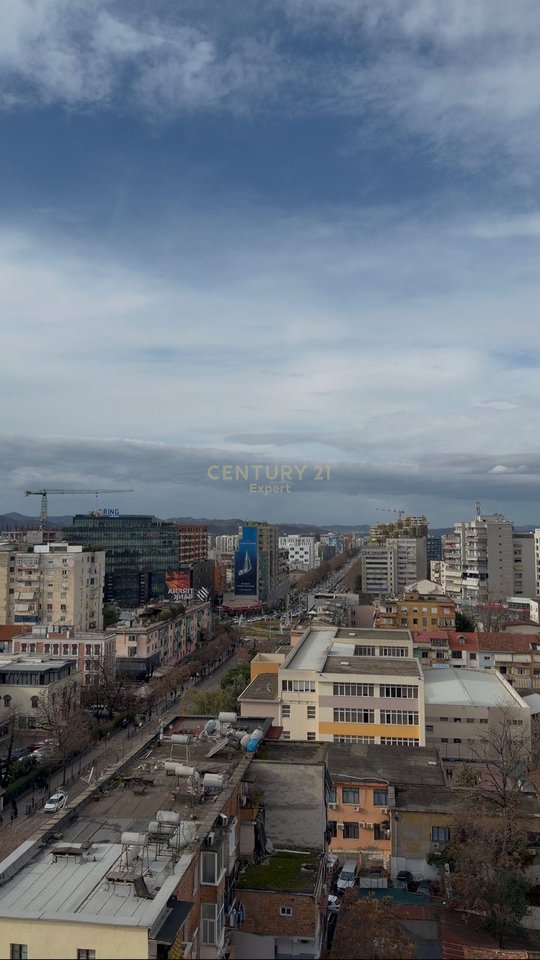 I rent a 2+1 space for office on Durres Street!