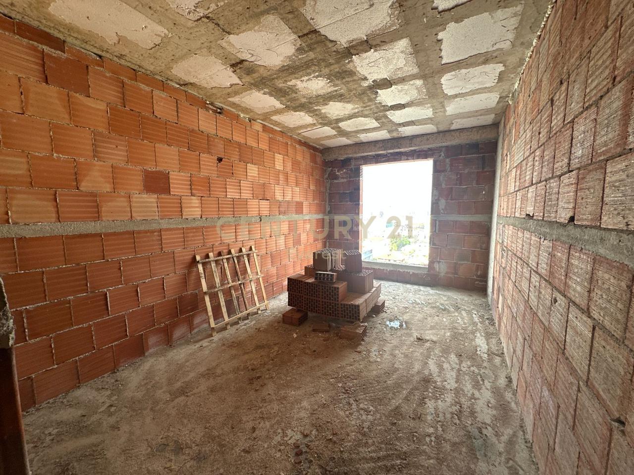 KAMEZ, SHESIM APARTAMENT 2+1!