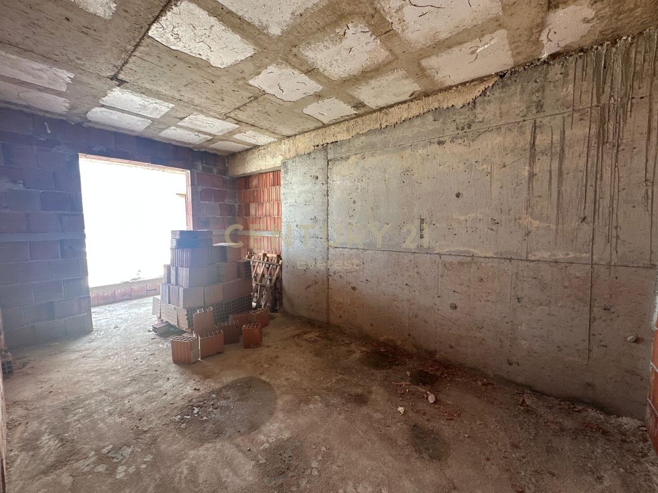 KAMEZ, SHESIM APARTAMENT 2+1!