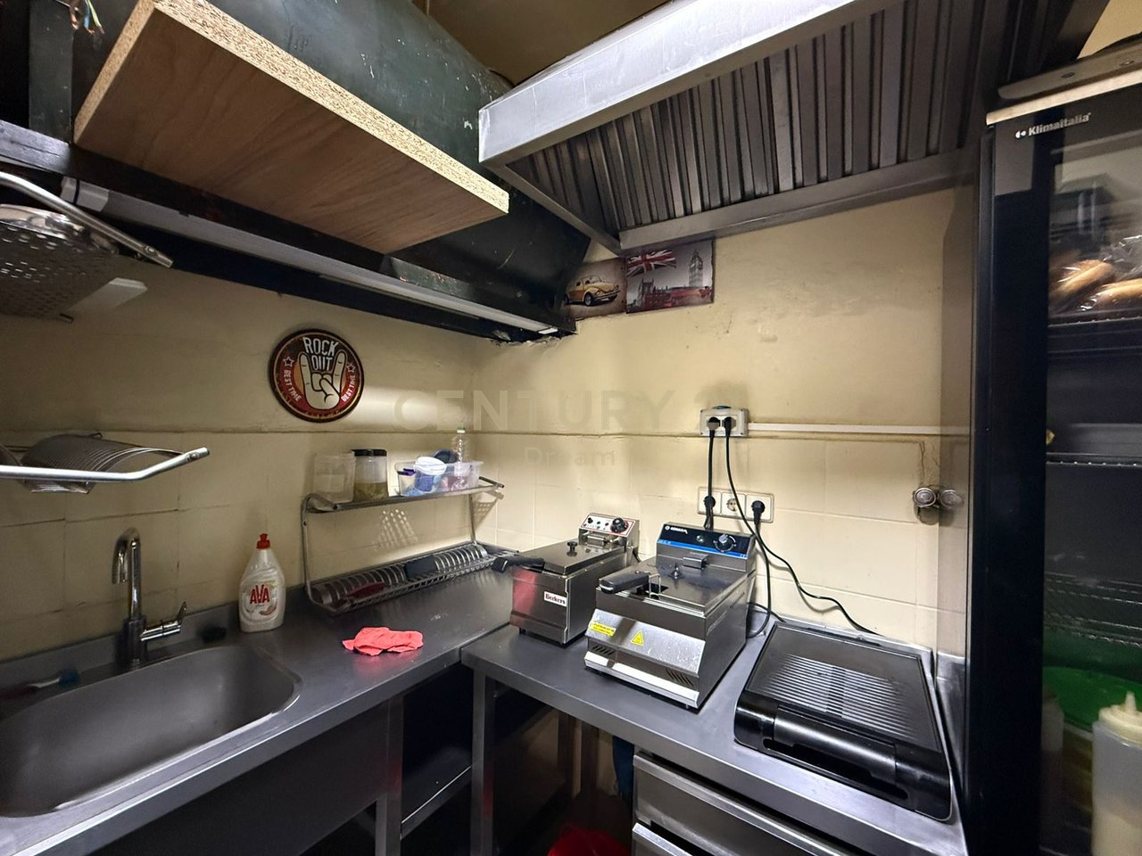 Premises for Rent in Bllok (working condition)