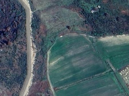 TOKE ARE PER SHITJE NE TRAGJAS,PRANE BY PASS-IT.