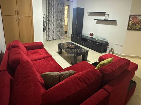 Appartamento 2+1 in affitto in via Kavaja